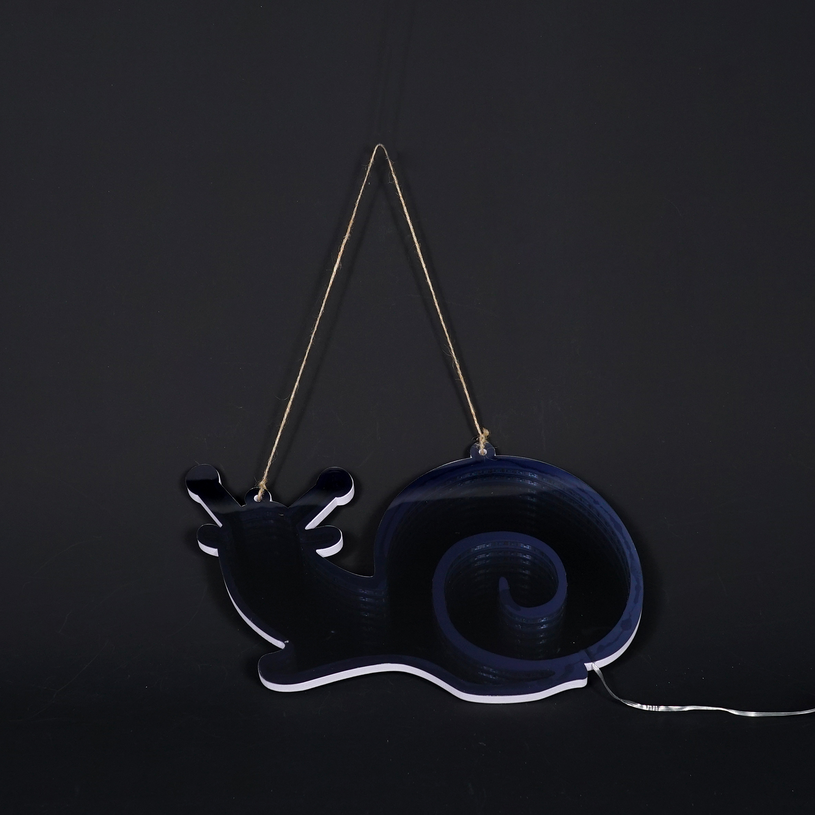‌Snail-shaped PET Mirror Tunnel LED Light