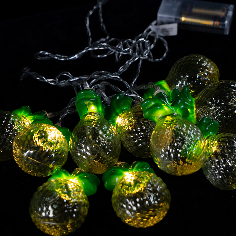 8LEDs Lights chain with pineapple/strawberry decoration.