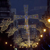 Hanging 3d Light Across Motif Street Lights