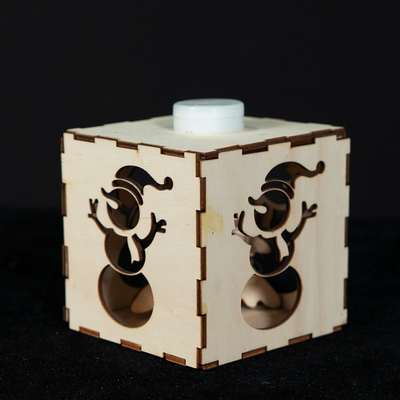 Wood box with snowman pattern