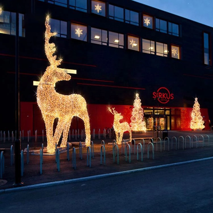 Outdoor Christmas Deer Decoration With Lights